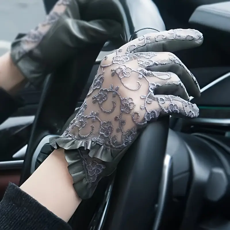 Custom Embroidered Gloves